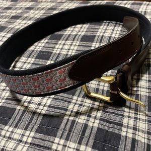 Vineyard Vines Blue American Flag Whale Club Belt size 32”
